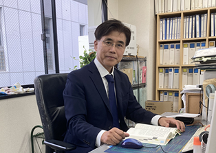所長　伊藤　敬